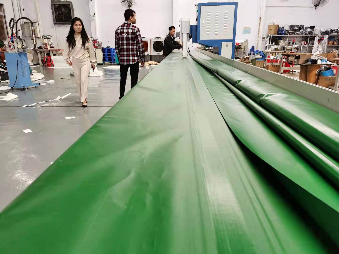 industrial tarps,400 gsm tarpaulin,green knife coated tarpaulin,tarp with grommets,Green knife coated tarp