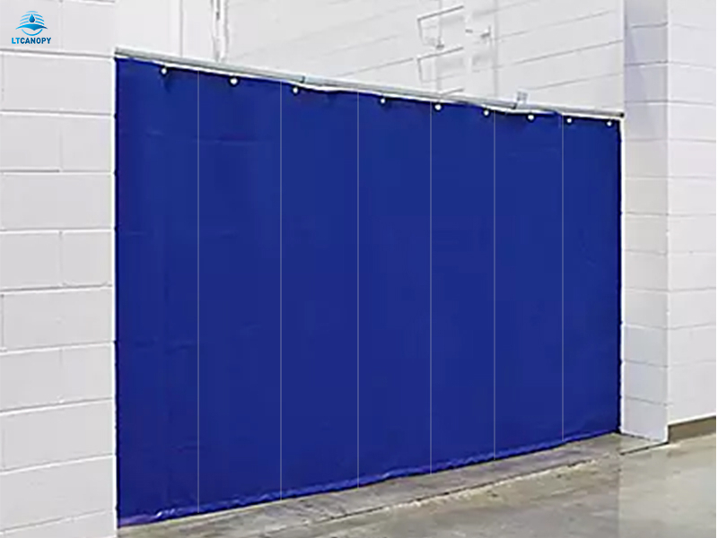 Retractable Insulated Industrial Curtains